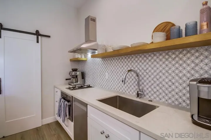 3326 Wisteria Dr, San Diego, California 92106