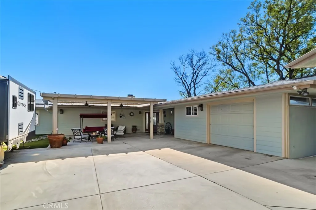 300 Anderson Drive, Hemet, California 92544 — photo 5