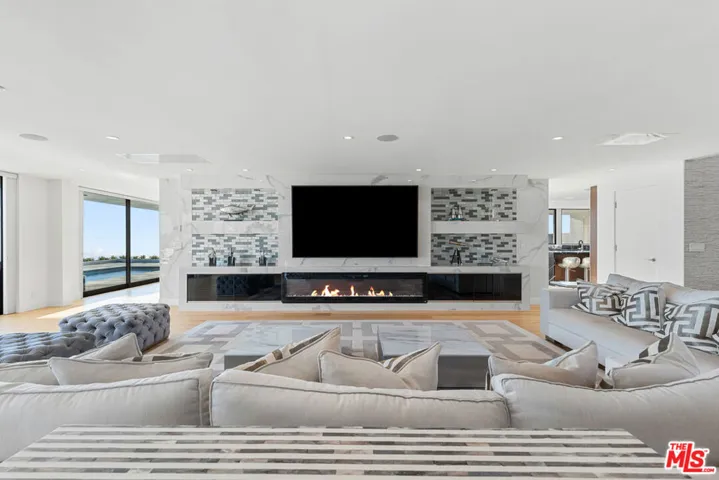 45 Oceanaire Drive, Rancho Palos Verdes, California 90275