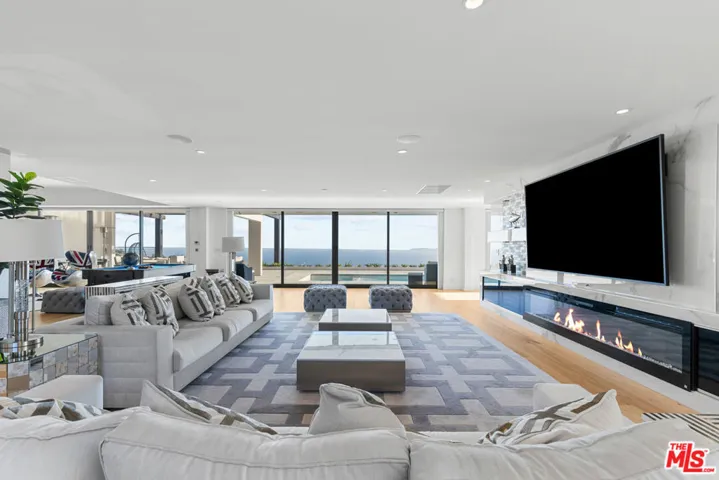45 Oceanaire Drive, Rancho Palos Verdes, California 90275