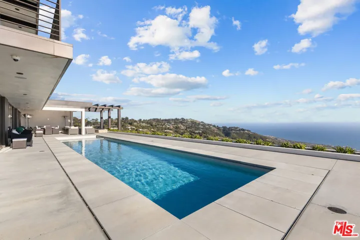 45 Oceanaire Drive, Rancho Palos Verdes, California 90275
