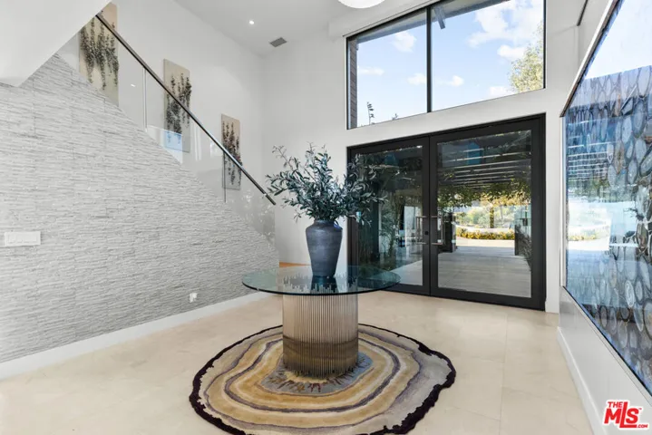 45 Oceanaire Drive, Rancho Palos Verdes, California 90275