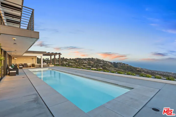 45 Oceanaire Drive, Rancho Palos Verdes, California 90275