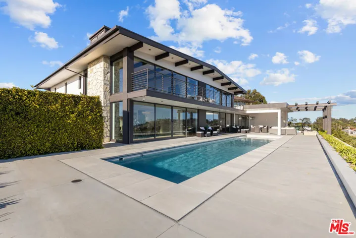 45 Oceanaire Drive, Rancho Palos Verdes, California 90275