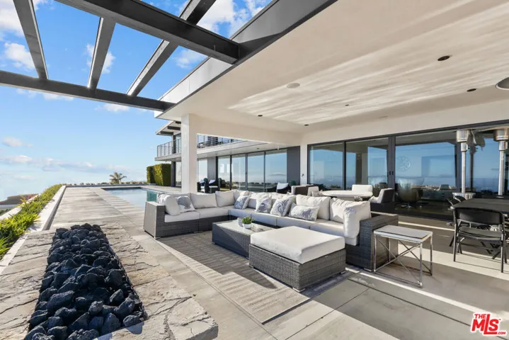 45 Oceanaire Drive, Rancho Palos Verdes, California 90275