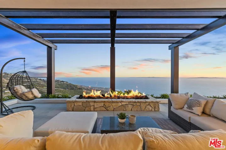 45 Oceanaire Drive, Rancho Palos Verdes, California 90275