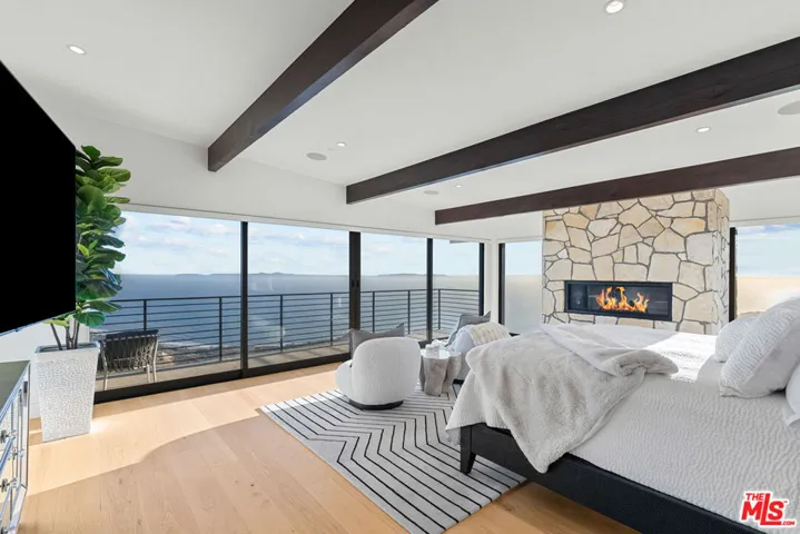 45 Oceanaire Drive, Rancho Palos Verdes, California 90275