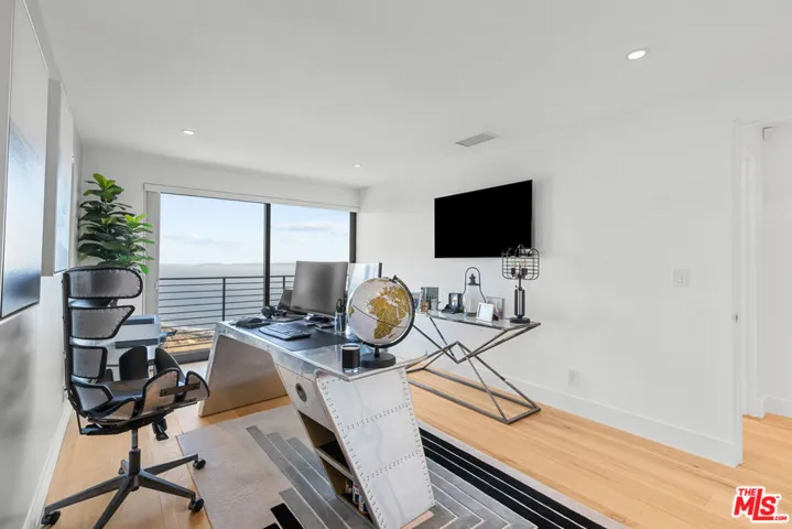 45 Oceanaire Drive, Rancho Palos Verdes, California 90275