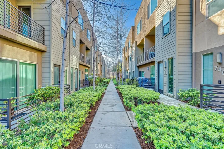 755 Sawyer Place, Upland, California 91786