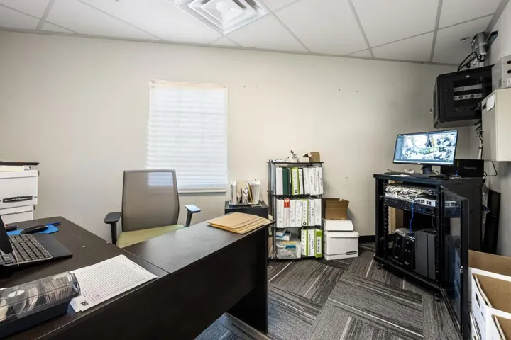 39-web-or-mls-SH_DatePalm_0325_OPMG_039