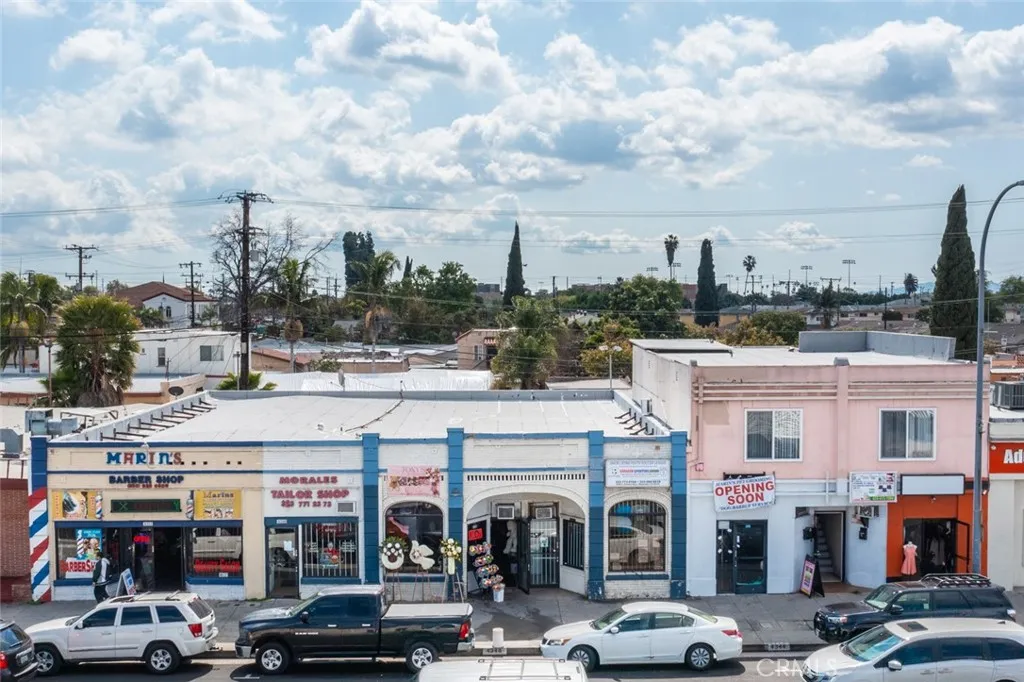 4342 Slauson, Pine — photo 4
