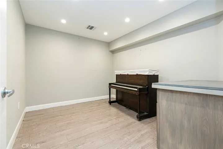 416 418 E Colorado Street, Glendale, California 91205