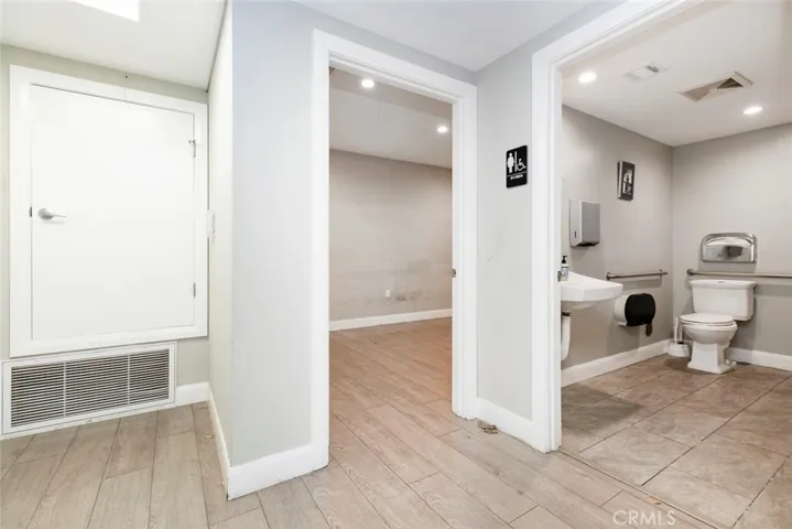 416 418 E Colorado Street, Glendale, California 91205