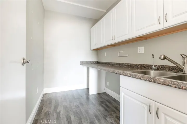 416 418 E Colorado Street, Glendale, California 91205