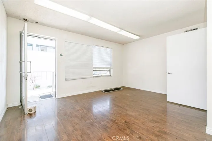 416 418 E Colorado Street, Glendale, California 91205