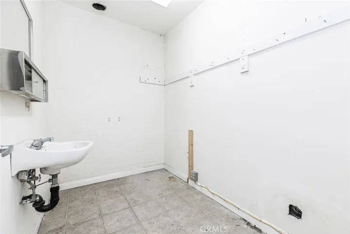 416 418 E Colorado Street, Glendale, California 91205