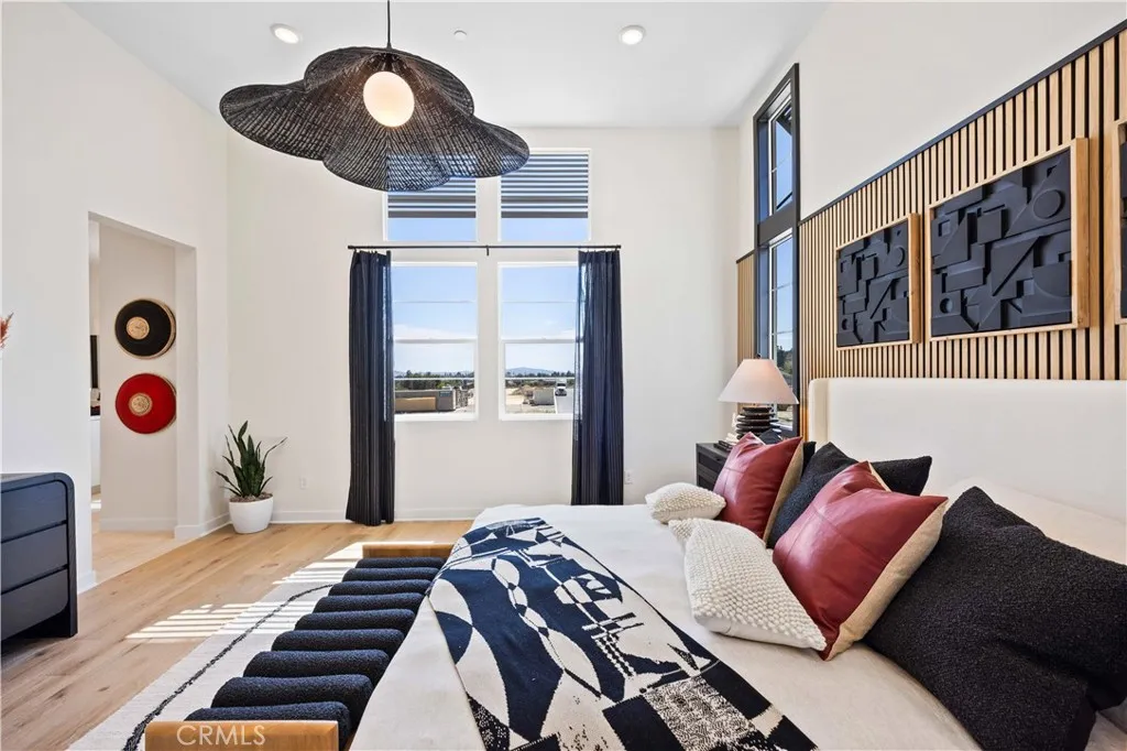 22013 Florence Circle, Walnut, California 91789 home-pic-18