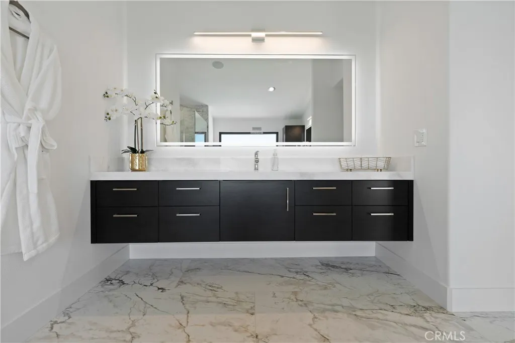 9077 Reales Street, Alta Loma, California 91737 home-pic-45