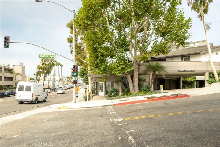 1590 1590 S Coast Hwy 101, 102