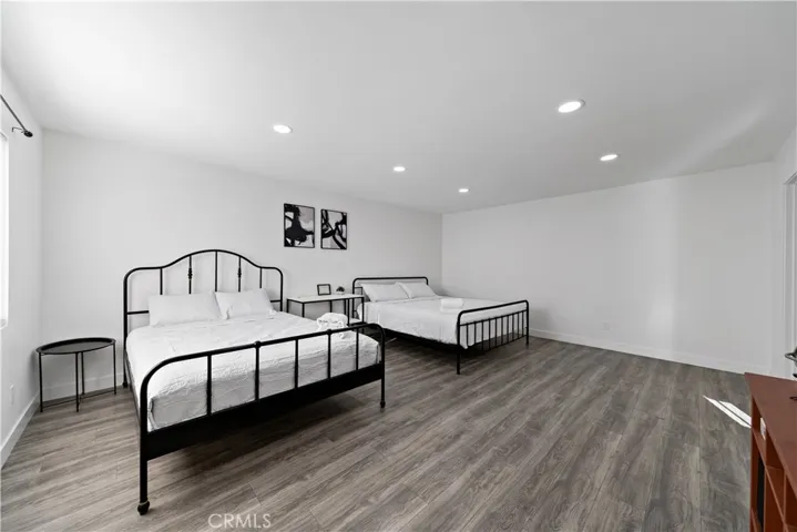 11018 S Burl Avenue, Inglewood, California 90304