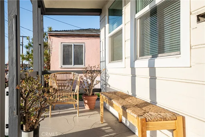 11018 S Burl Avenue, Inglewood, California 90304
