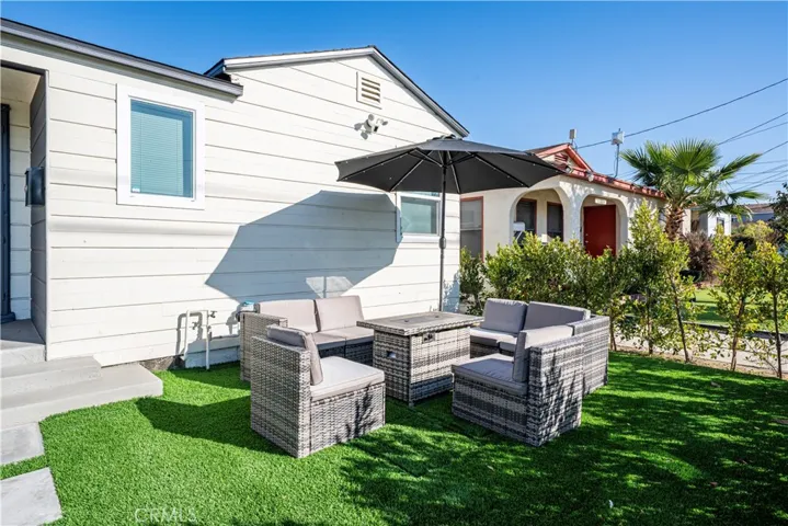 11018 S Burl Avenue, Inglewood, California 90304