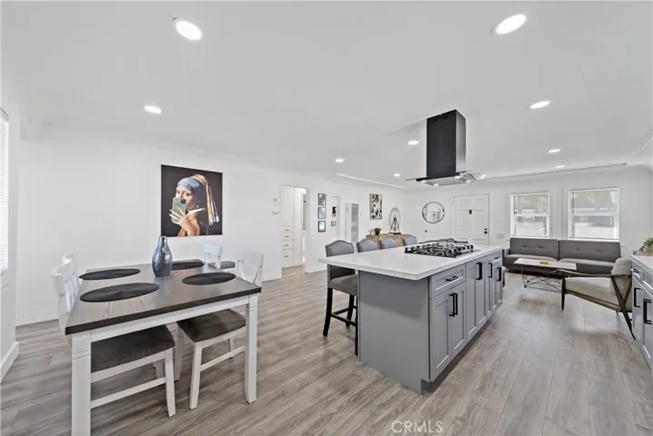 11018 S Burl Avenue, Inglewood, California 90304