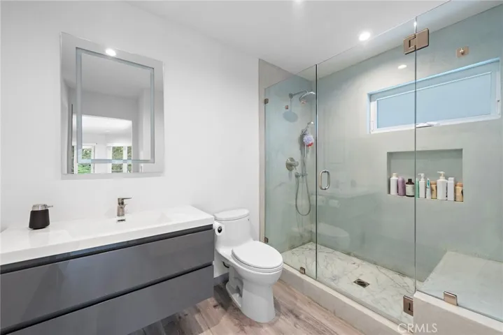 2590 Park Avenue, Laguna Beach, California 92651