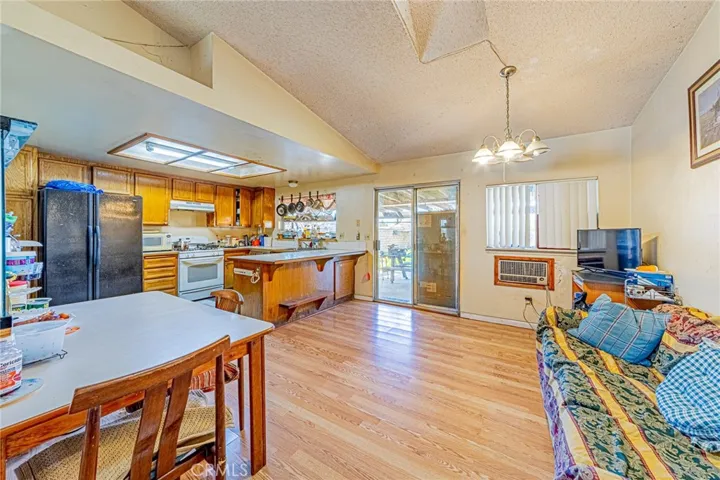 12831 Meadbury Drive, Moreno Valley, California 92553