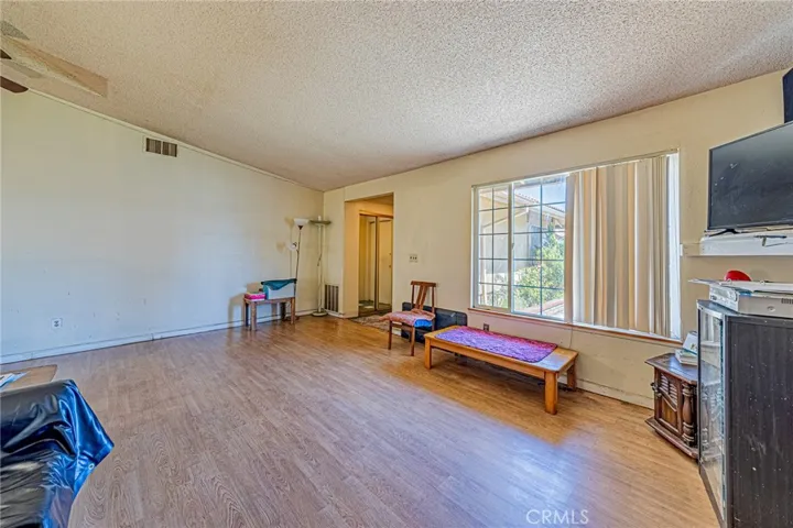 12831 Meadbury Drive, Moreno Valley, California 92553