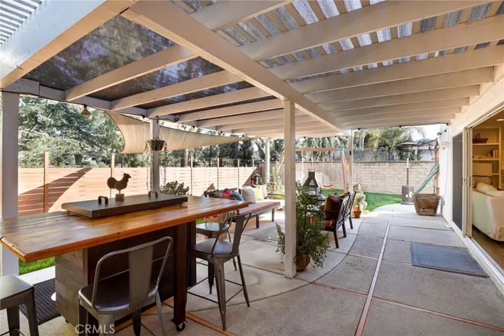 25410 Avenida Cappela, Valencia, California 91355