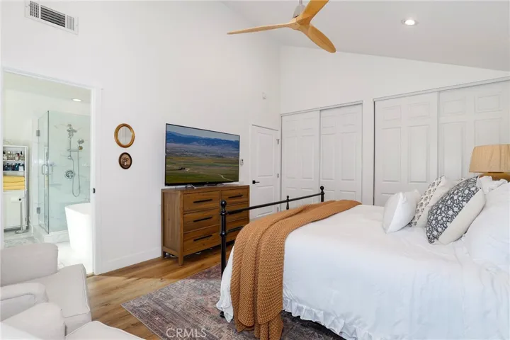 25410 Avenida Cappela, Valencia, California 91355