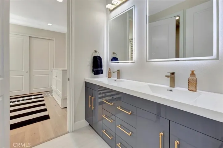 36 Dogwood, Lake Forest, California 92630