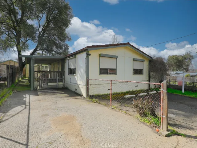 14111 Woodland Drive, Clearlake, California 95422