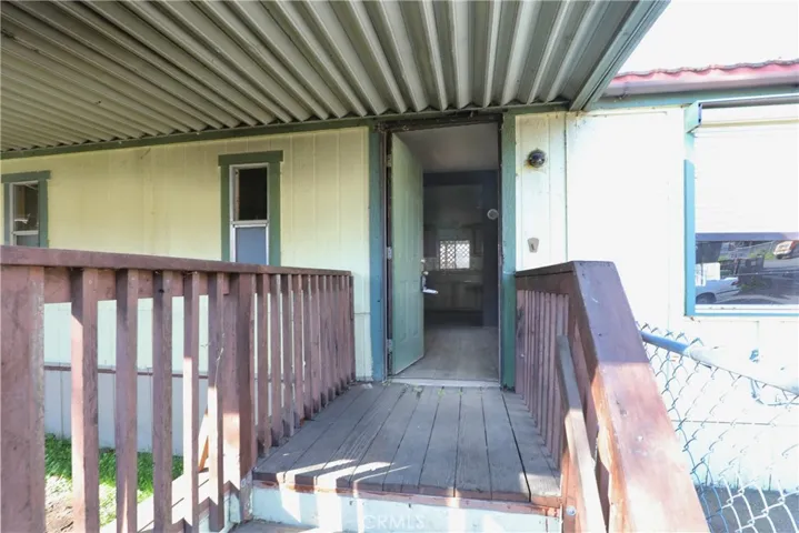 14111 Woodland Drive, Clearlake, California 95422