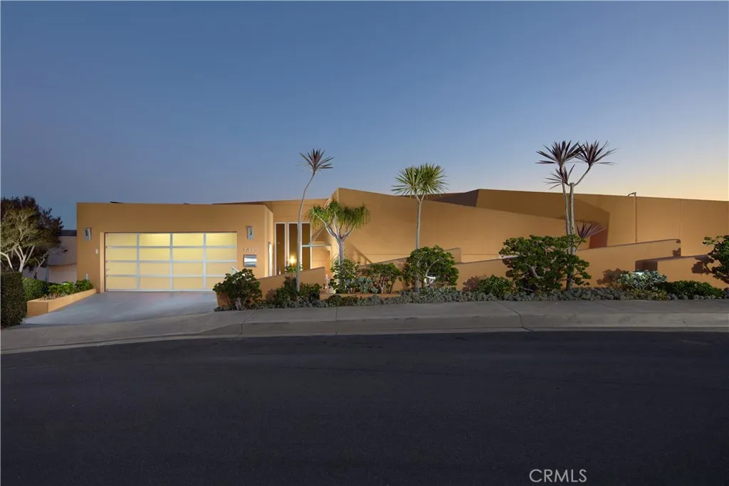 1415 Coral Drive, Laguna Beach, California 92651, 3 Bedrooms Bedrooms, ,4 BathroomsBathrooms,Residential,For Sale,Coral,NP25053074