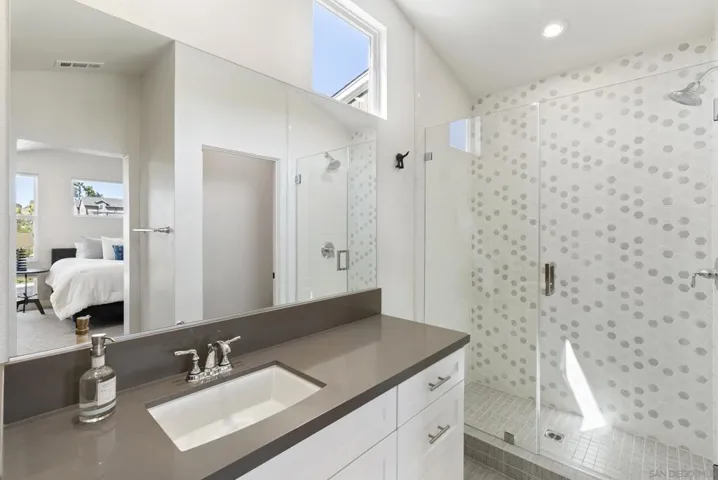1437 Enclave Ct, Encinitas, California 92024
