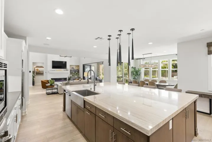 1437 Enclave Ct, Encinitas, California 92024