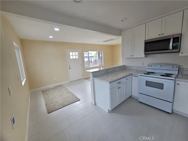 KITCHEN AND DINING ROOM