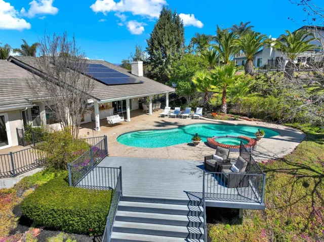 1033 1035 Summit Trl, Escondido, California 92025