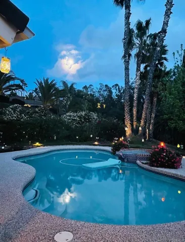 1033 1035 Summit Trl, Escondido, California 92025