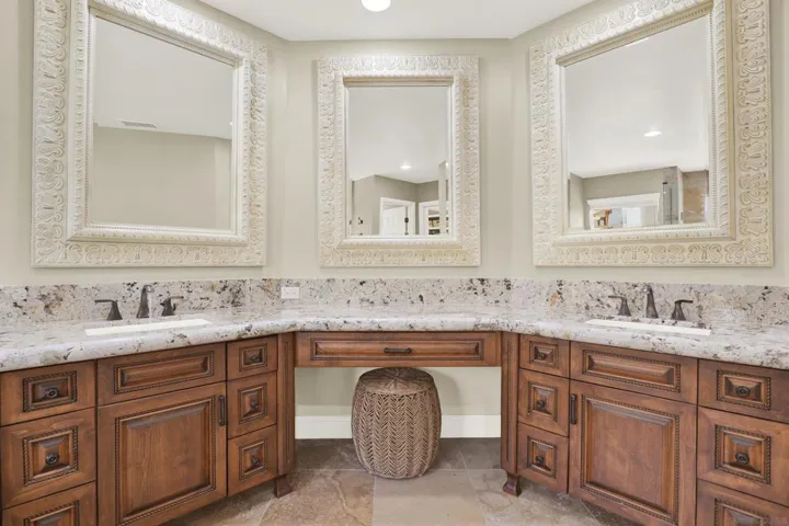 1033 1035 Summit Trl, Escondido, California 92025