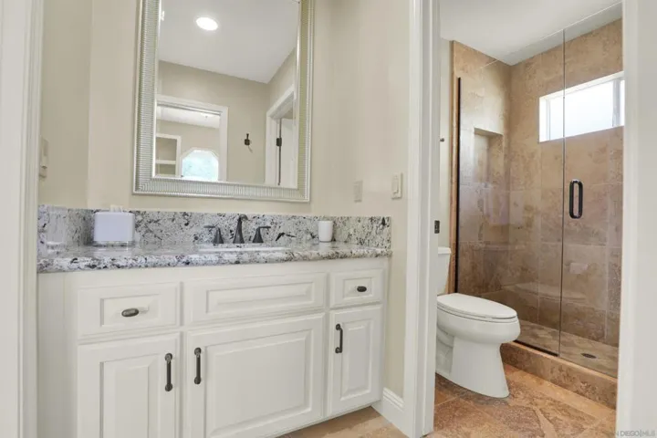 1033 1035 Summit Trl, Escondido, California 92025