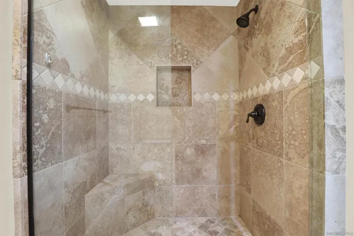 1033 1035 Summit Trl, Escondido, California 92025