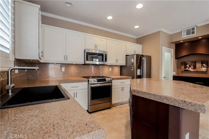 1829 Newport Terrace, San Pedro, California 90732