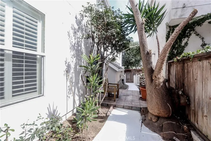 1829 Newport Terrace, San Pedro, California 90732
