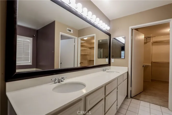 1829 Newport Terrace, San Pedro, California 90732
