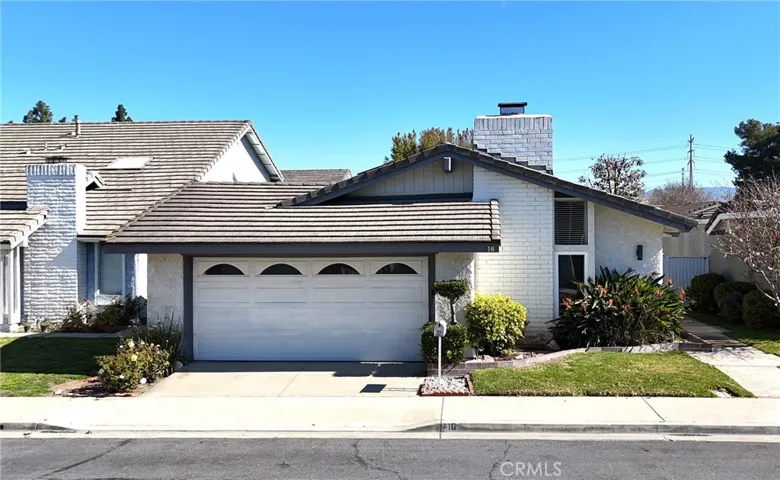 16 Woodrush, Irvine, California 92604