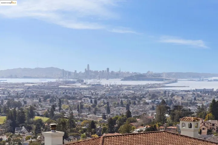6174 Contra Costa Rd, Oakland, California 94618