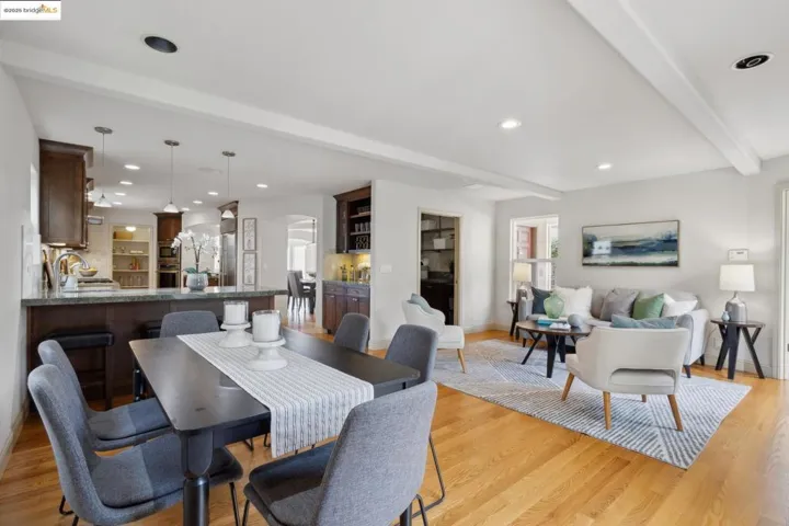 6174 Contra Costa Rd, Oakland, California 94618